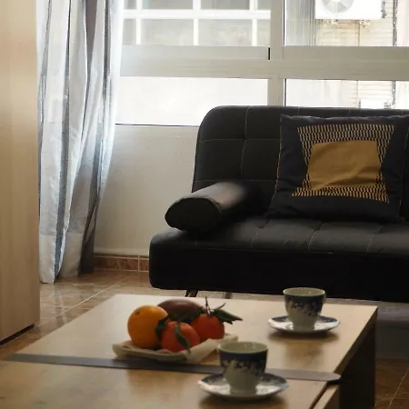 Diskover Pintor Gisbert Apartment