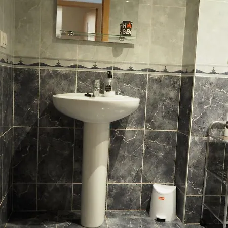 Diskover Pintor Gisbert Apartment Alicante