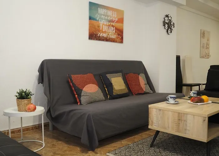 Diskover Pintor Gisbert アパート